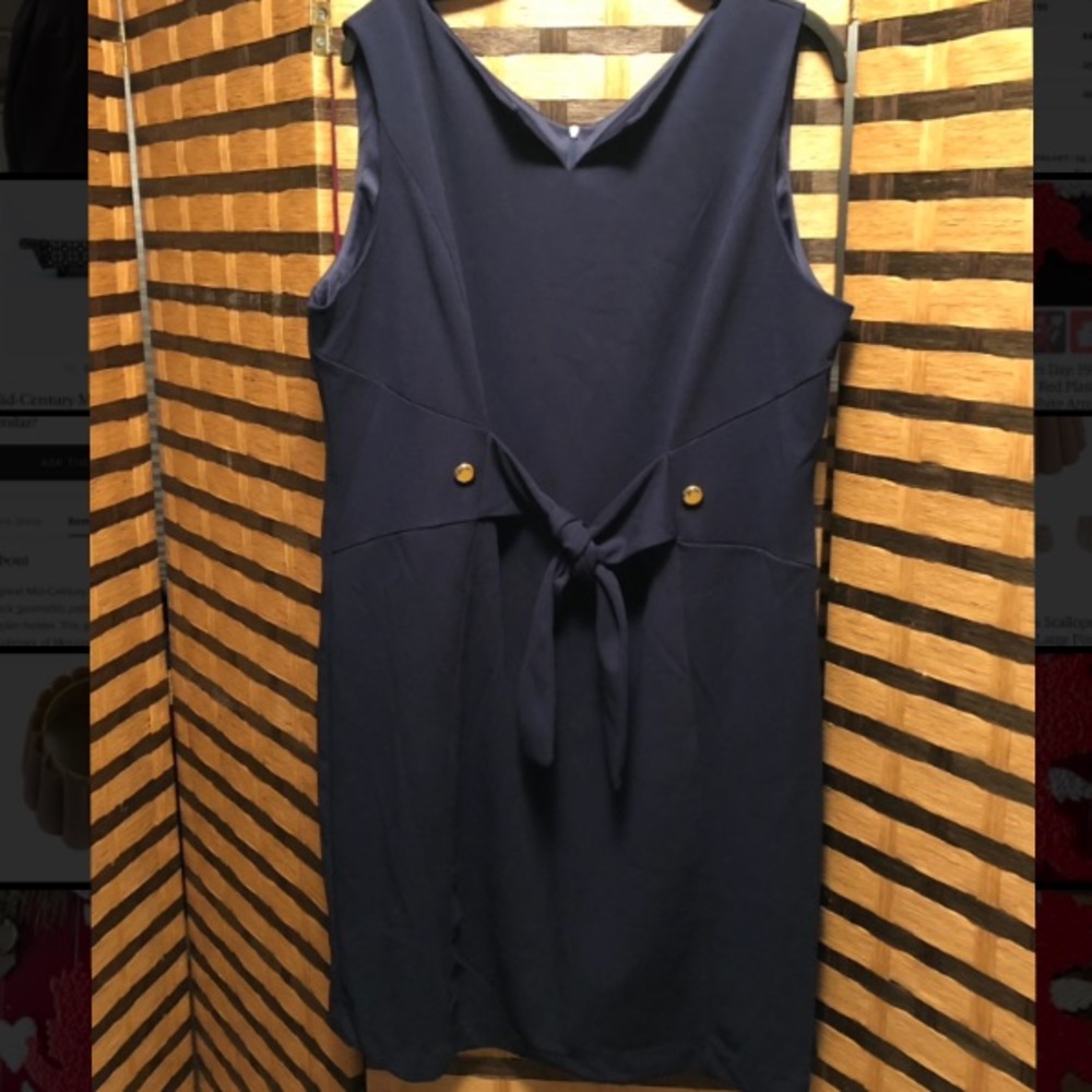 EUC size 16 ILE sleeveless dress navy